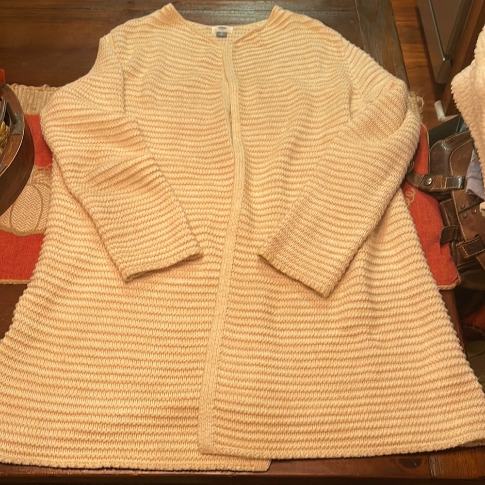 FAVORITE SWEATER! Old Navy, long, cozy cardigan! Cream color.